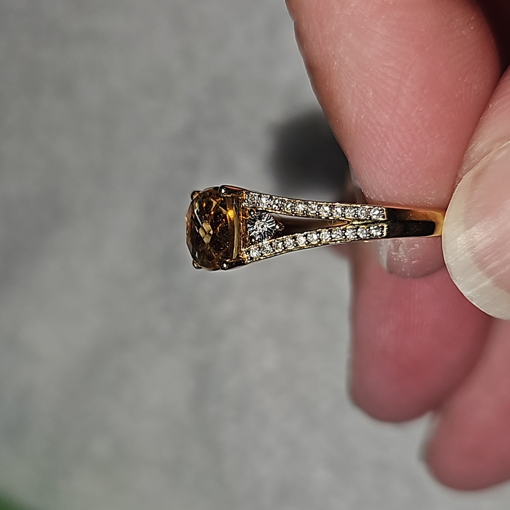 Genuine Citrine 10K Yellow Gold Ring!!! - Picture 12 of 16